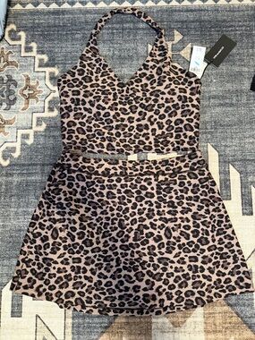 Abercrombie & Fitch women’s ' Leopard Print matching set